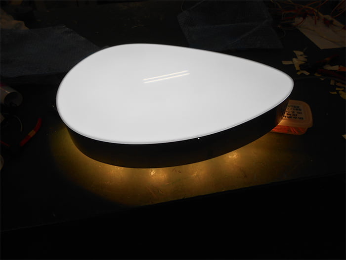 LABORI【フロントバックライト】/樹サイン株式会社