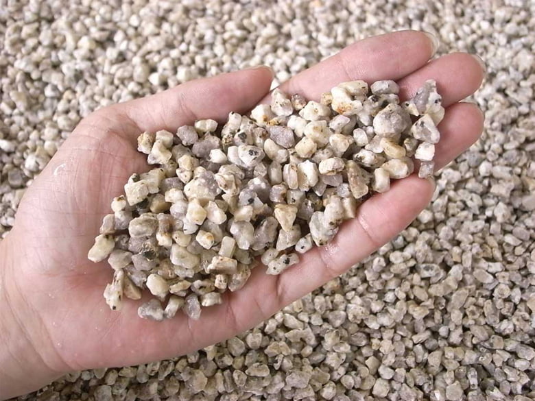 新白川砂利/株式会社ダイセイ