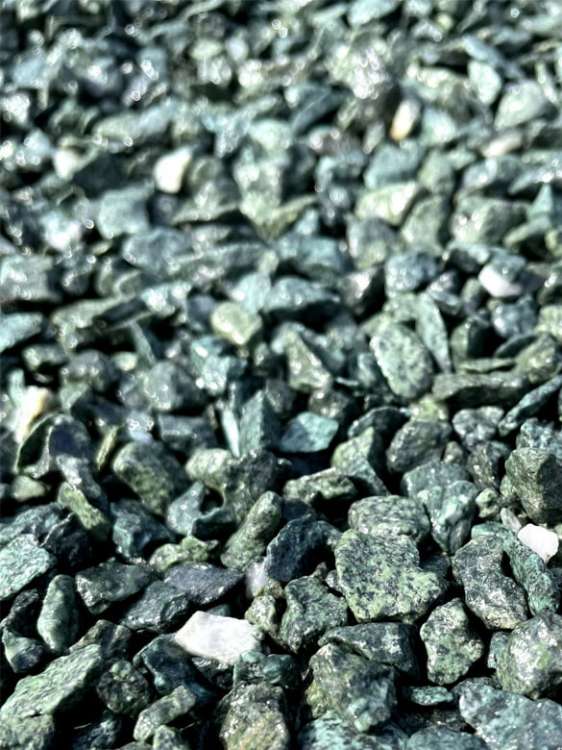 国産青玉砂利/株式会社ダイセイ