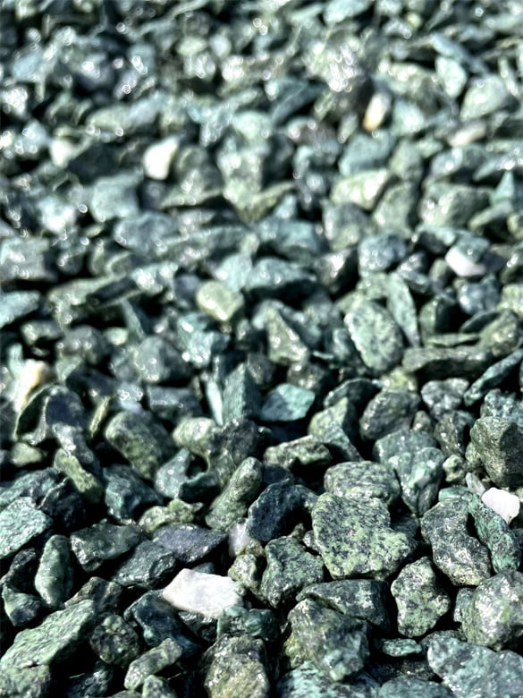 国産 青玉砂利(あおだまじゃり)