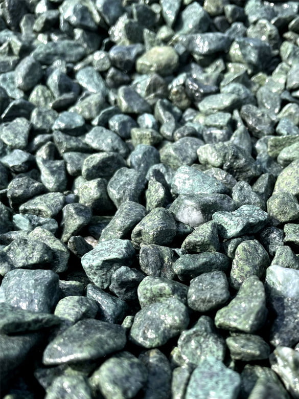 国産 青玉砂利(あおだまじゃり)
