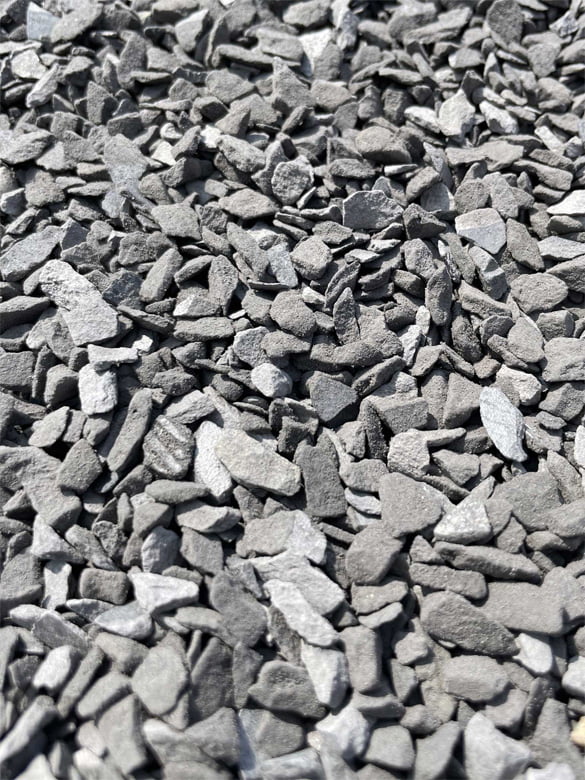 国産淡路いぶし瓦チップ