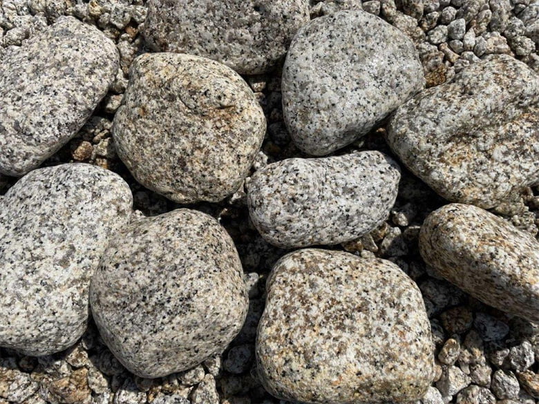 国産 伊勢砂利・五郎太