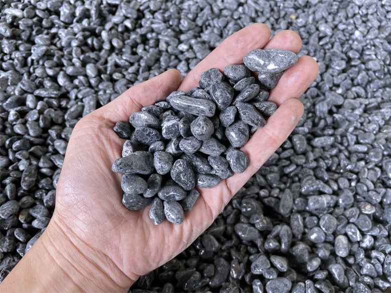 Bグレー(灰色玉砂利)