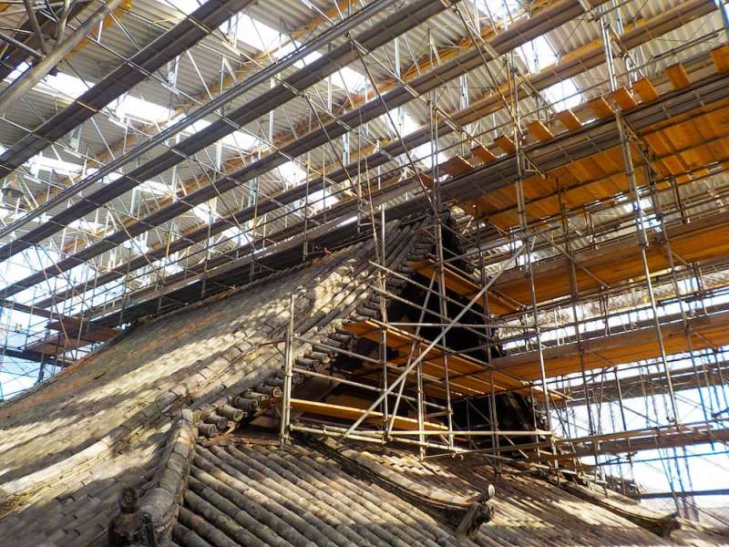 全天候型仮設屋根「簡易屋根トラス」 / 関西仮設株式会社