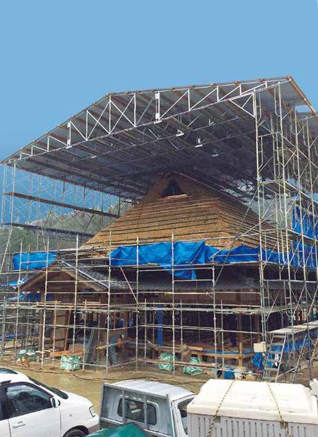 全天候型仮設屋根「簡易屋根トラス」 / 関西仮設株式会社