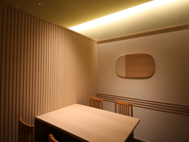 リブパネル準不燃|片桐銘木工業株式会社