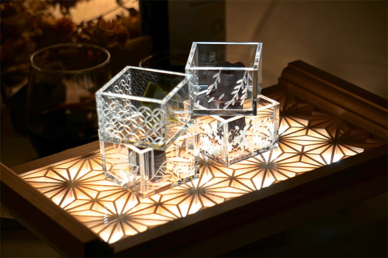 「縁起組子」光天井・光壁