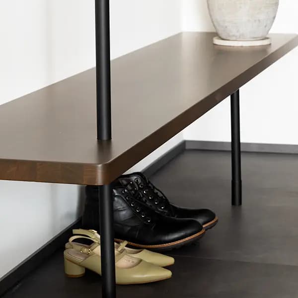 玄関ベンチ/カツデン株式会社