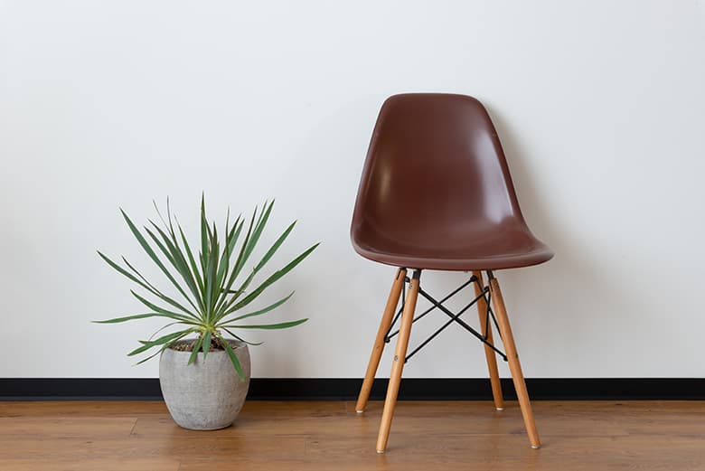 スチール製巾木「ハバテツ」