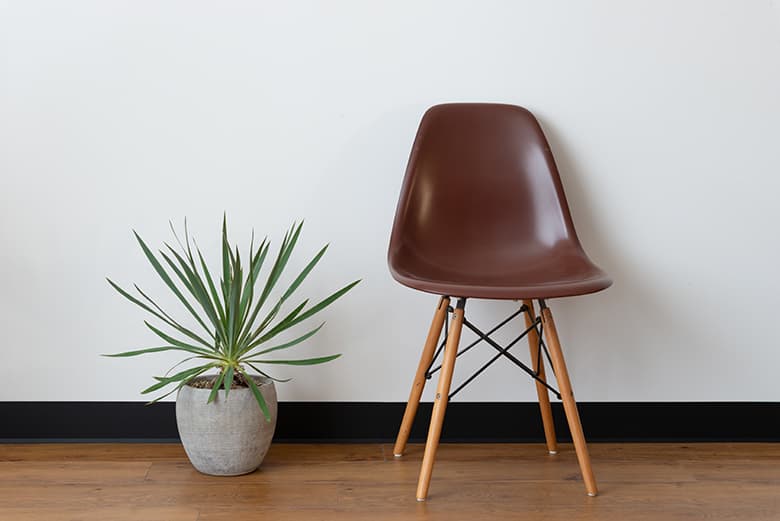 スチール製巾木「ハバテツ」