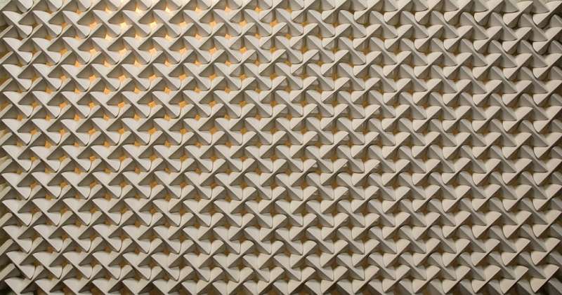セラミックタイル 「デコウォールリーフ」 Deco wall Leaf