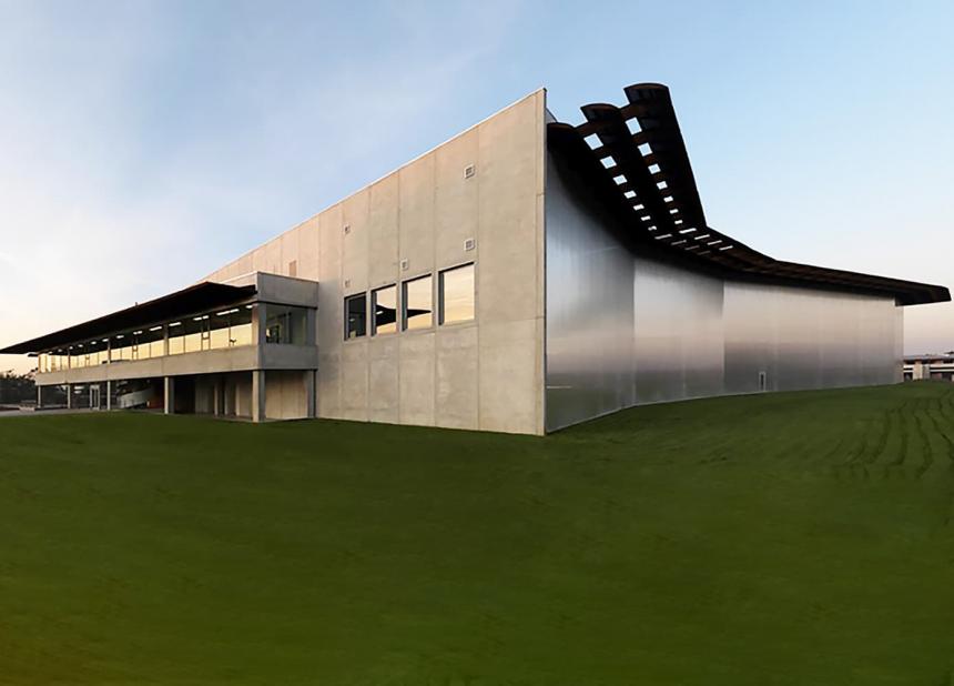 中空ポリカパネル「SEPLUX / セプラックス」ファサード事例