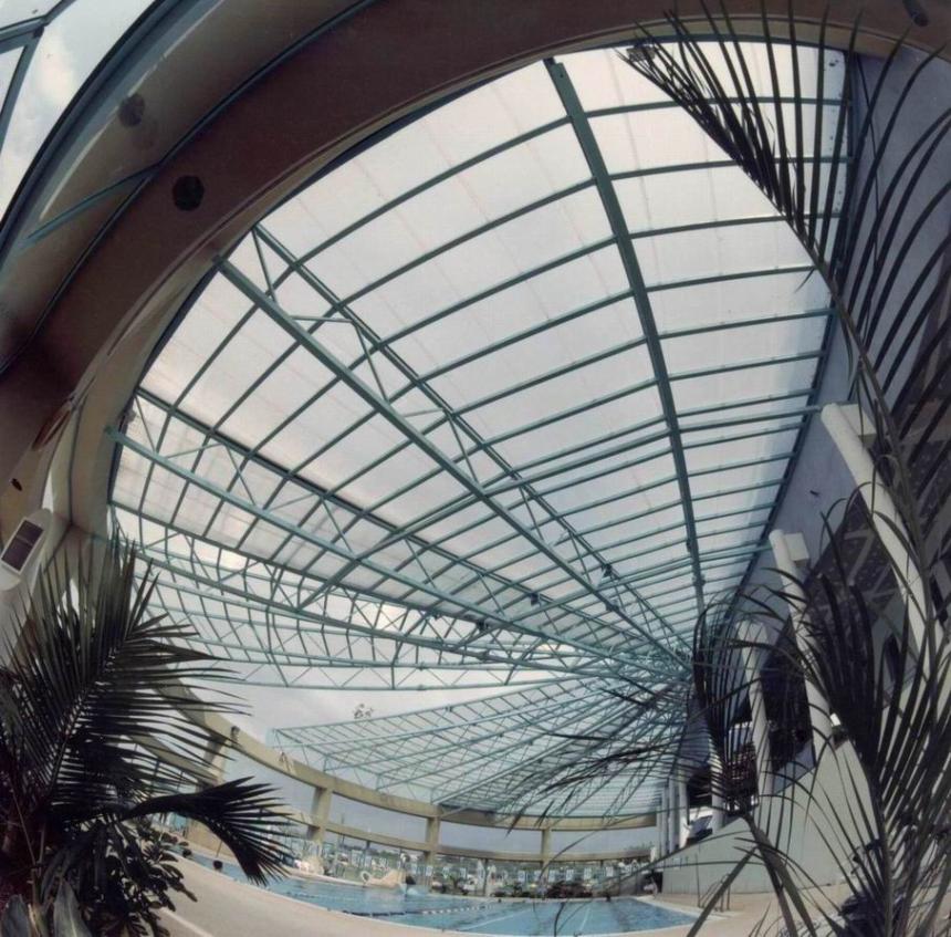 中空ポリカシート「Polvgal / ポリガル」天井・屋根事例