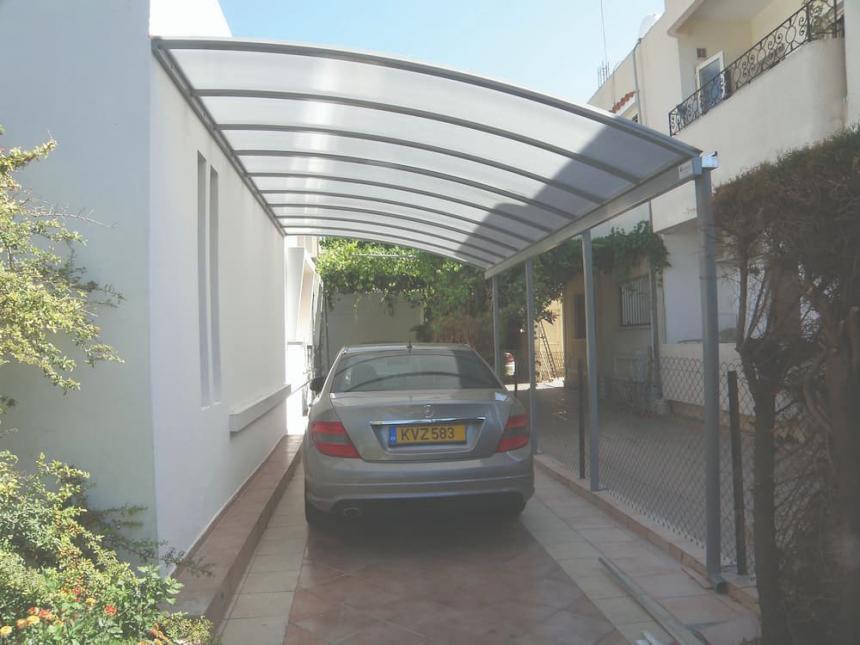 中空ポリカシート「Polvgal / ポリガル」カーポート/サンシェード事例