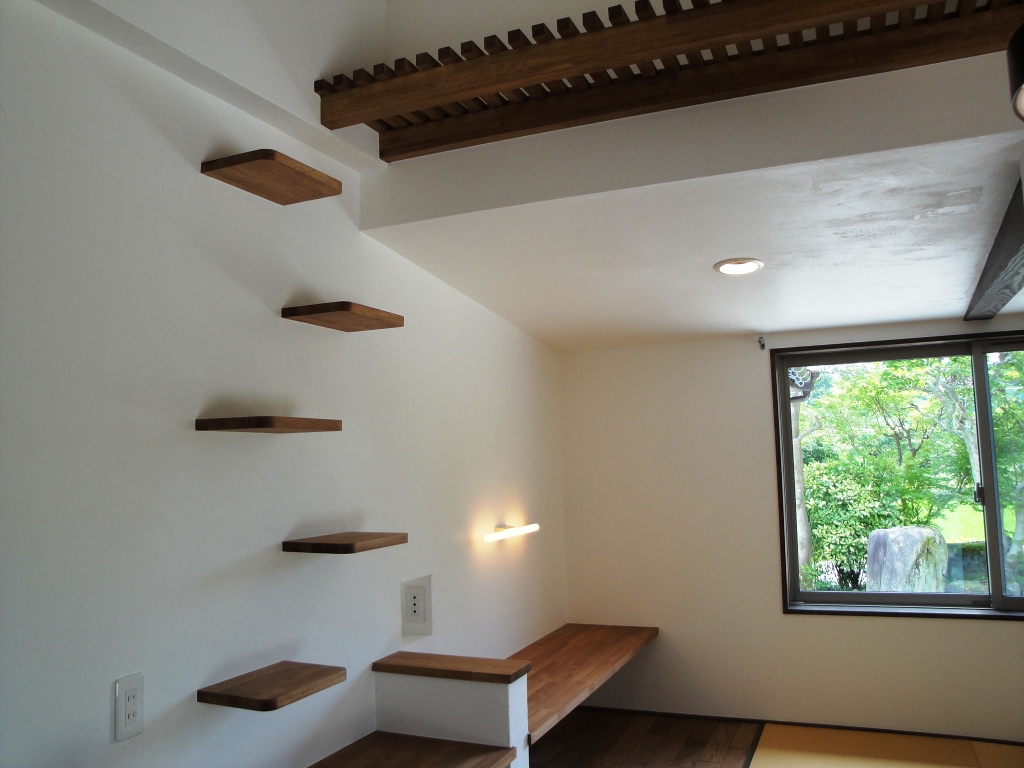 土佐・自然派しっくい白亜【100%自然派の健康壁材】