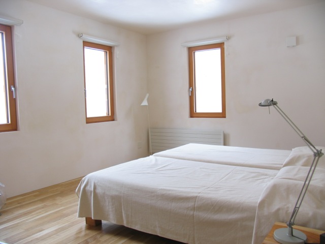 土佐・自然派しっくい白亜【100%自然派の健康壁材】