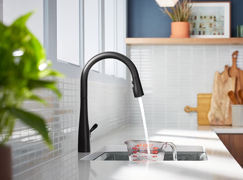 シンプライス 引出式キッチン混合水栓:コーラー/KOHLER