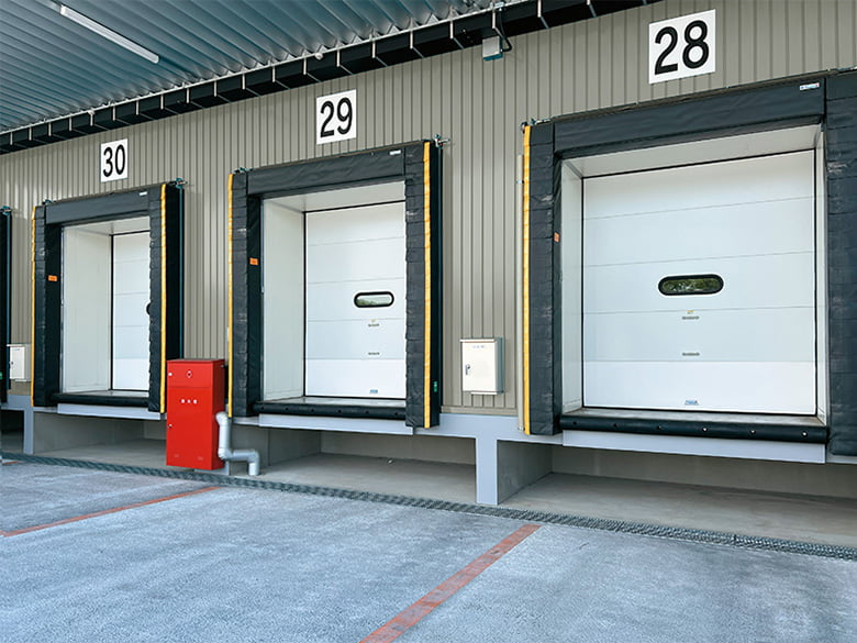 冷凍冷蔵倉庫「ドックシェルター」/金剛産業株式会社