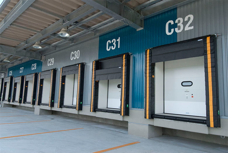 冷凍冷蔵倉庫「ドックシェルター」/金剛産業株式会社