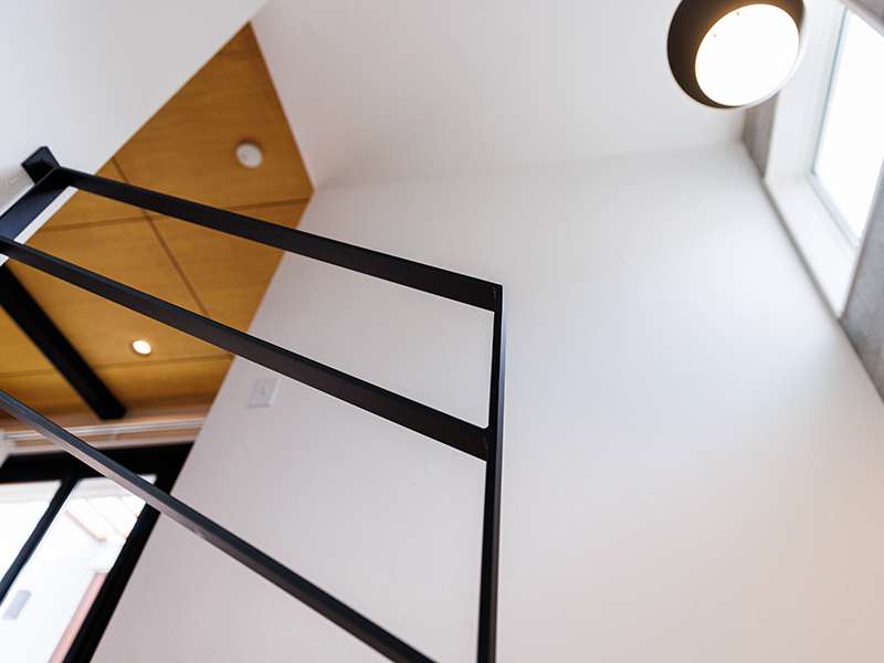 鉄骨階段・手摺り/株式会社寿産業