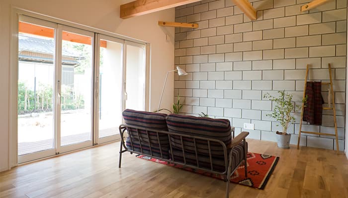 軽量コンクリートブロック風タイル 有限会社工房志楽