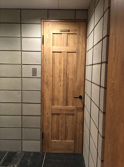 軽量コンクリートブロック風タイル/有限会社工房志楽