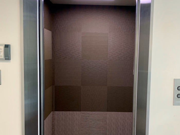 全面マグネットタイプの壁面装飾材【ReFace Mag】