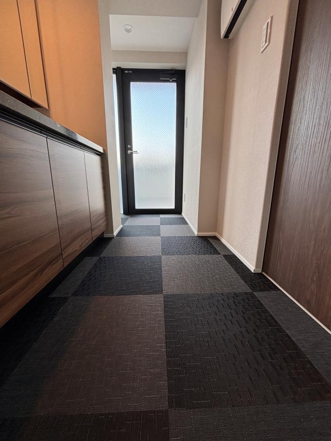 和モダン床タイル【ReFace Tile】