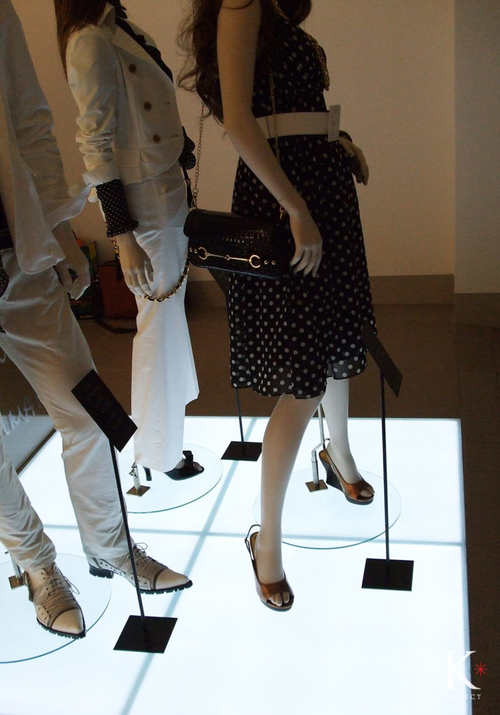 超薄型面発光ユニット【ライトタイル フローレル(白色)】