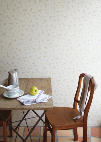 MANOCRAFT/マノクラフト/木の家具に合う壁紙