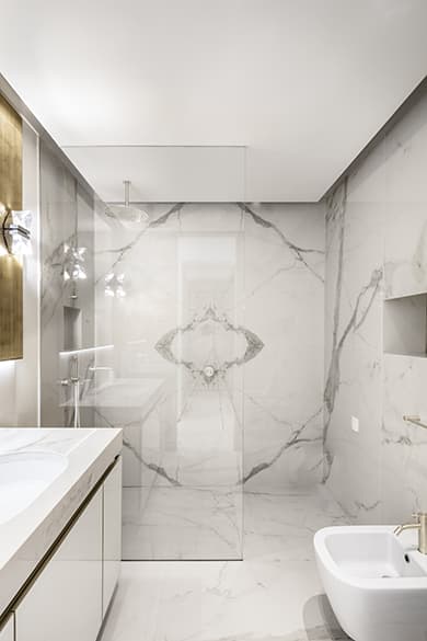 大判セラミックタイル(白系大理石調/鏡面仕上げ)/ラミナムジャパン株式会社