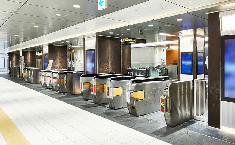 業界最薄3.5mm厚大判タイル/ラミナムジャパン株式会社