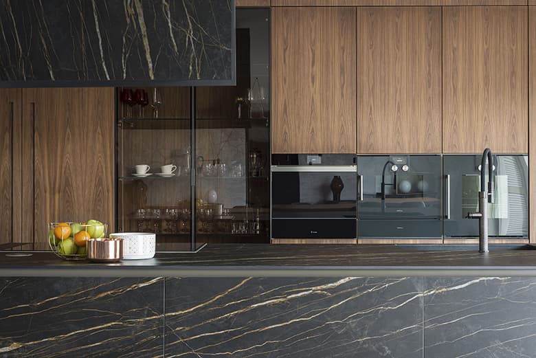 LAMINAM 大判磁器質セラミックタイル(I Naturaliシリーズ/黒系)/ラミナムジャパン株式会社