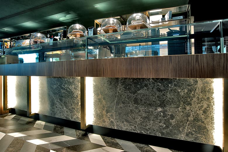 LAMINAM 大判磁器質セラミックタイル(I Naturaliシリーズ/黒系)/ラミナムジャパン株式会社