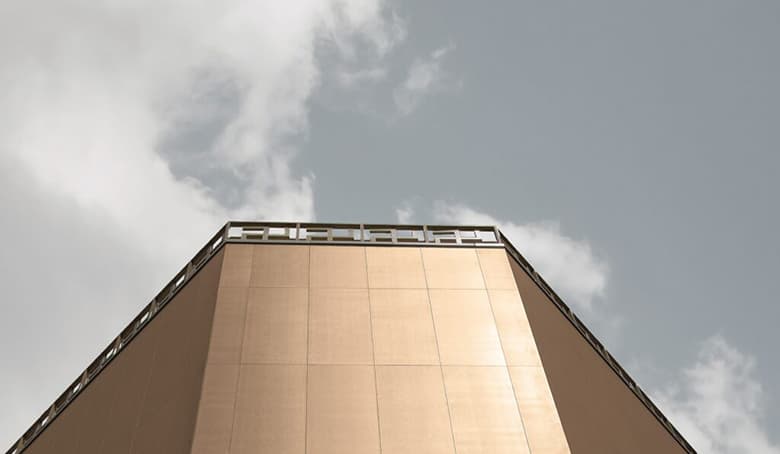 LAMINAM 大判磁器質セラミックタイル(Filo フィロ)/ラミナムジャパン株式会社