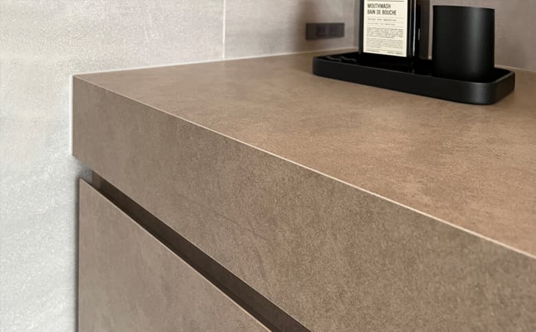 LAMINAM 大判磁器質セラミックタイル(Fokos フォコス)/ラミナムジャパン株式会社