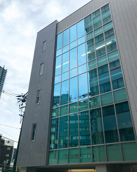 LAMINAM 大判磁器質セラミックタイル(Legno Venezia レーニョ ヴェネツィア)/ラミナムジャパン株式会社