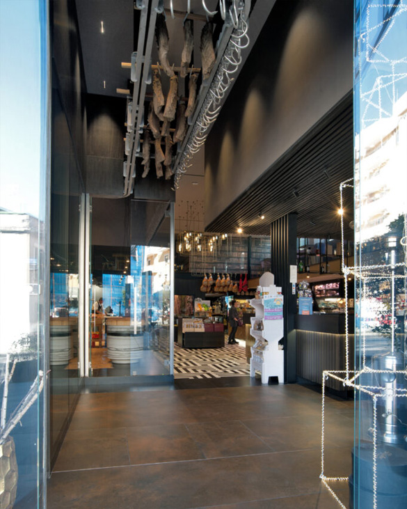 LAMINAM 大判磁器質セラミックタイル(Ossido オッシド)/ラミナムジャパン株式会社