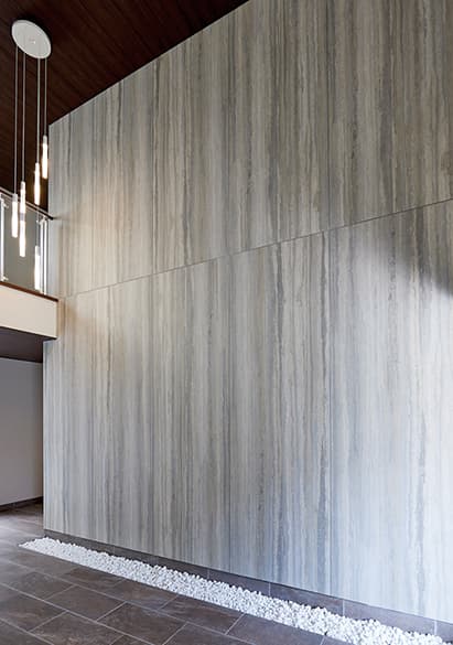 【マンション施工事例】 大判磁器質セラミックタイル