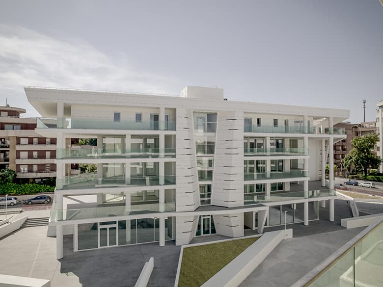 LAMINAM 大判磁器質セラミックタイル(Collection コレクション)