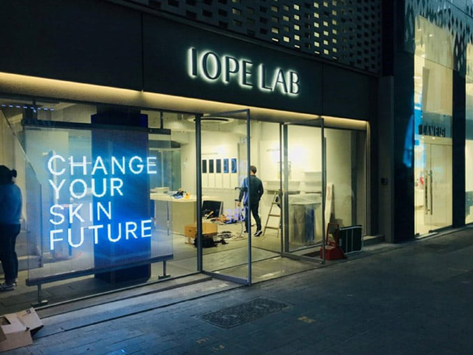 透過フィルムLED