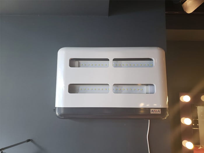 LED捕虫器 虫と～る/株式会社アクシア