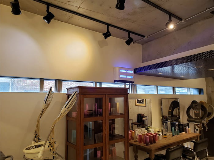 LED捕虫器 虫と～る/株式会社アクシア