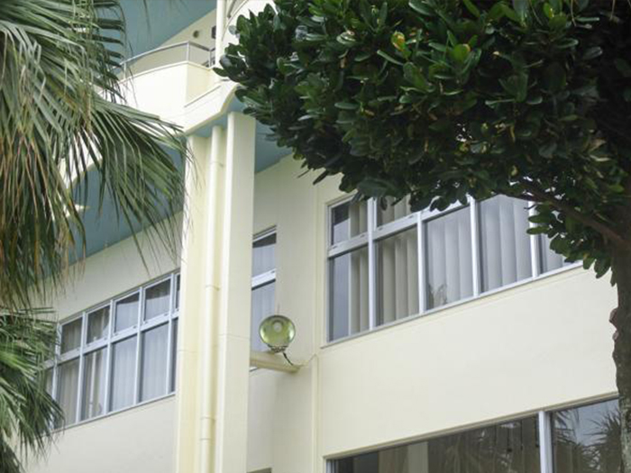 LouvreTec© 遮光ルーバーライン