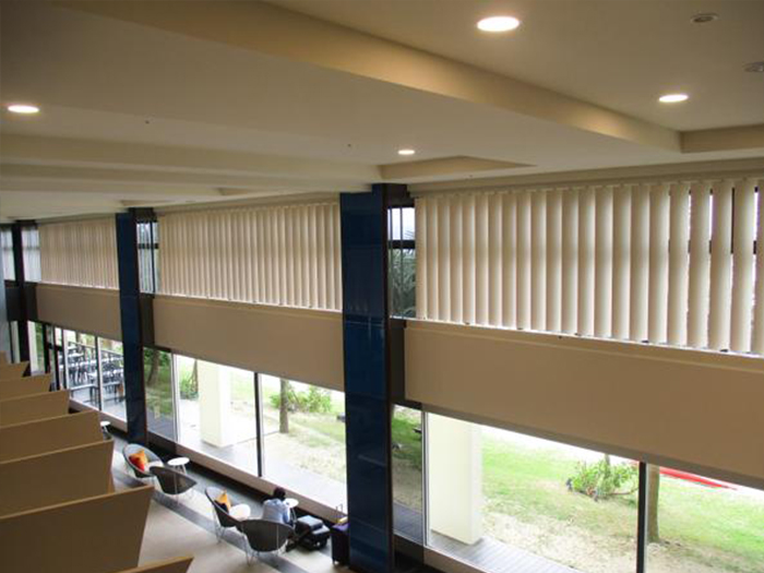 LouvreTec© 遮光ルーバーライン