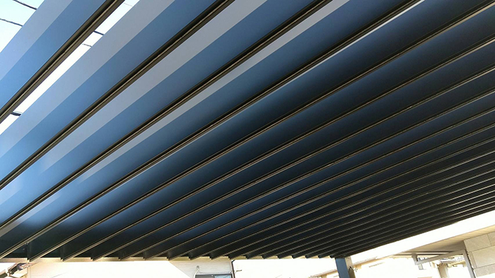 LouvreTec© 遮光ルーバー(パーゴラ)