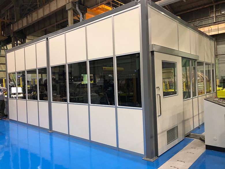 工場のワークステーション【パーティション工事】