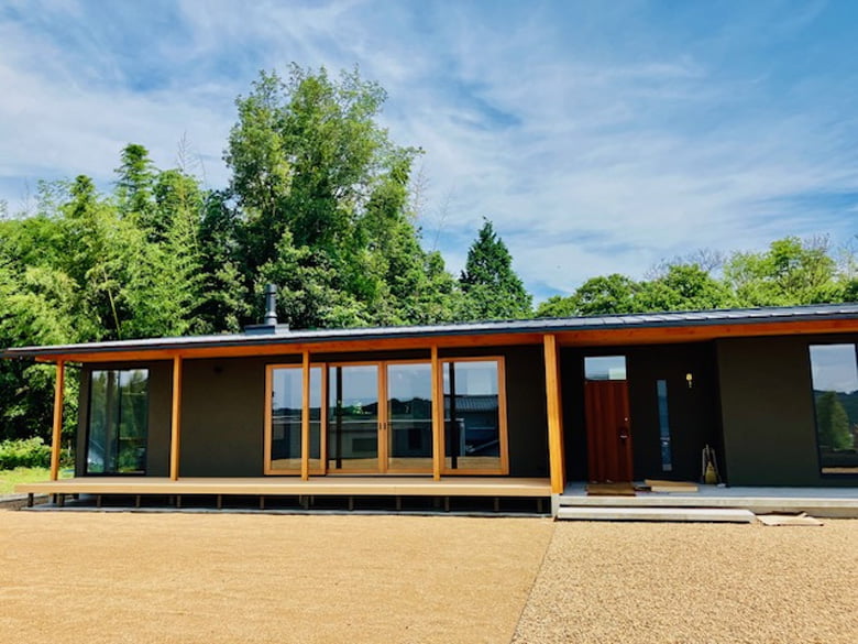 MADOBA<国産材でつくった木製窓> ヘーベシーベ/片引き⼾・引き違い⼾