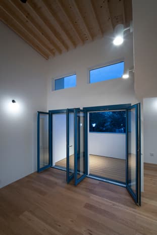 MADOBA<国産材でつくった木製窓> ドレーキップ窓/両開き